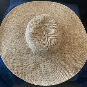 Nine West floppy hat